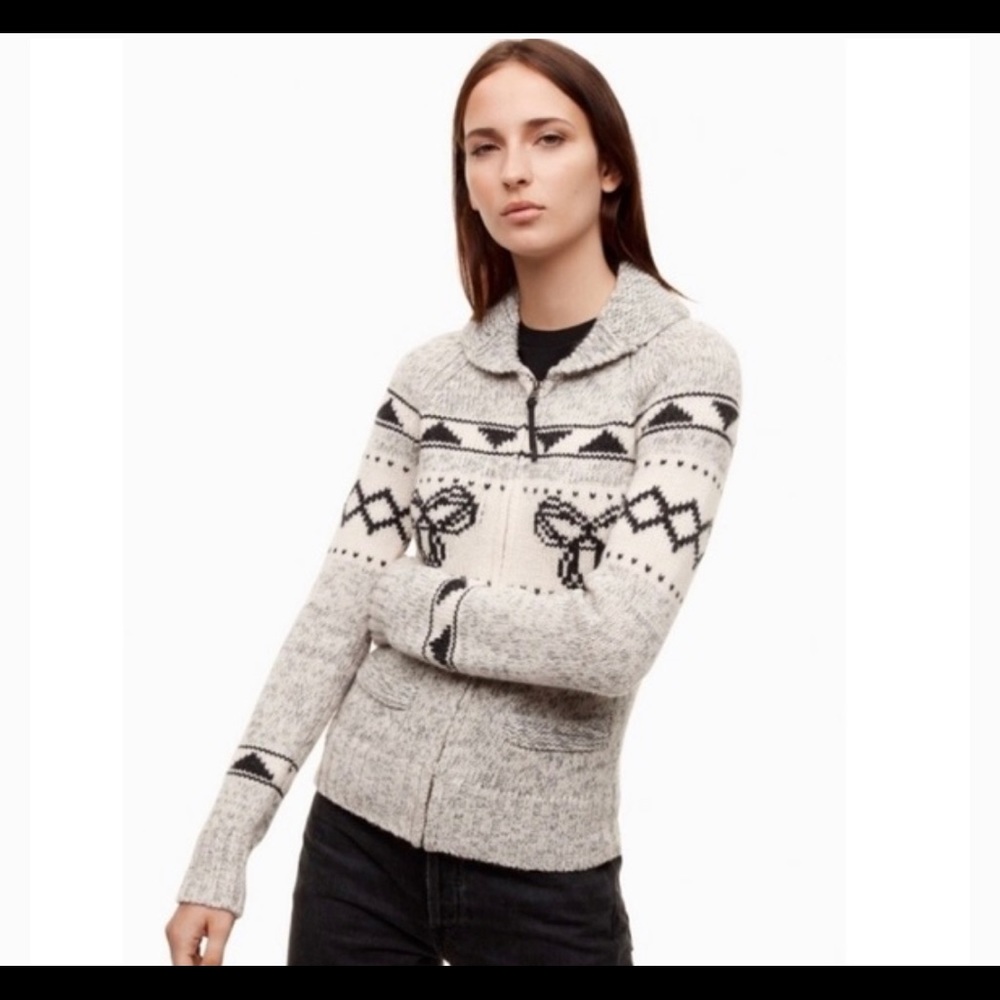 TNA 100% Lambswool Sweater